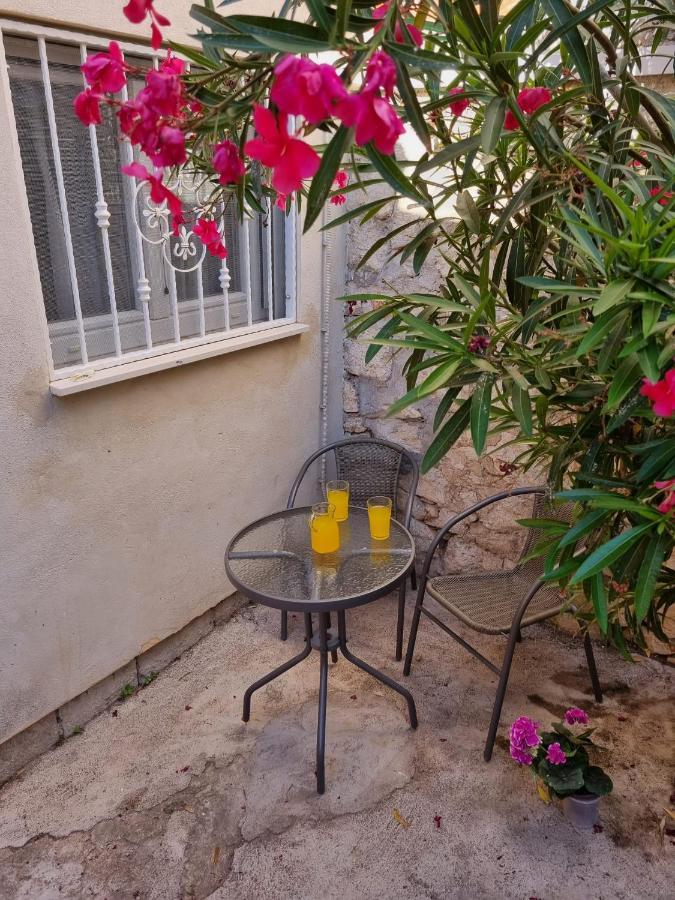 Oleander Apartments Сплит Екстериор снимка